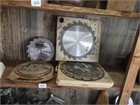 Large assortment of saw blades