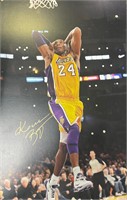 Lakers Kobe Bryant Signed 11x17 with COA