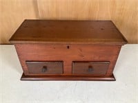 Primitive Lidded wooden 2 drawer jewelry box