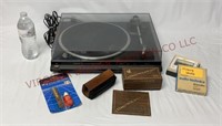 Technics SL-QD33 Direct Drive Auto Turntable