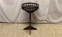 Vintage / Antique Occasional Side Table Stand