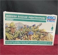 50 Pc. 1:72 Scale Russian Paratrooper Figurines