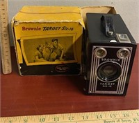 Vintage Brownie Target Six-16 Camera