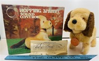 Vintage Hopping Spaniel Dig Toy