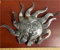 Metal Garden Sun Decoration