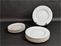 Ornate Japanese Porcelain Dinnerware Set