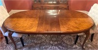 Traditional Solid Wood Oval Kitchen Dining Table
