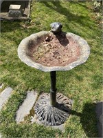 Metal Bird bath with frog sculpture