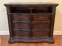 Beautiful 6-Drawer Solid Dark Wood Dresser
