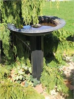 Cast Metal Bird Bath