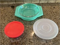 Tupperware Container w/ 3 Pyrex Bowls & 2 Lids
