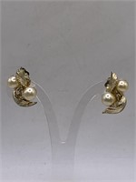 VINTAGE LISNER CLIP ON EARRINGS