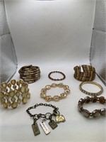 BRACELET LOT OF 8