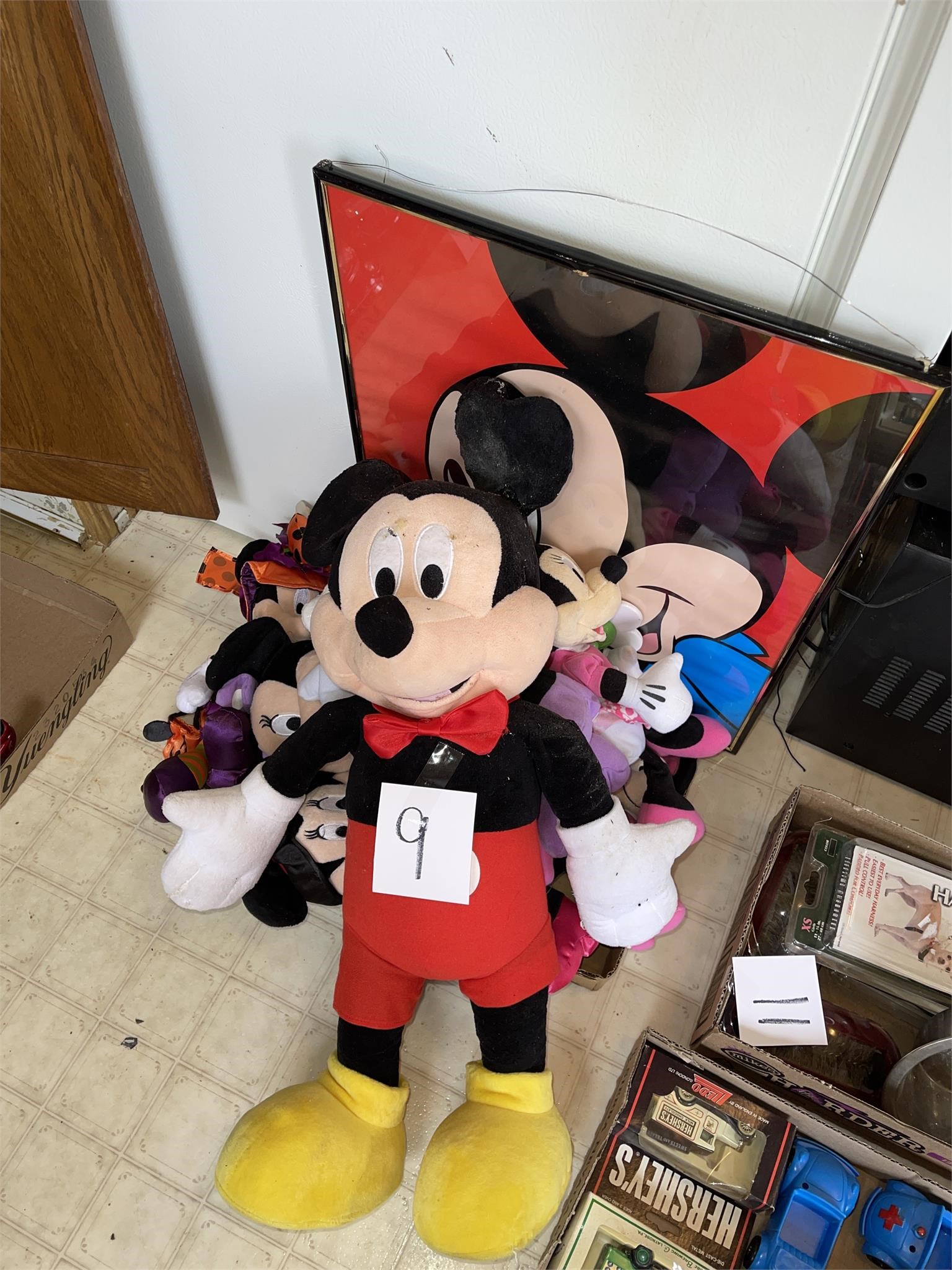 large Mickey and Minnie Mouse lot