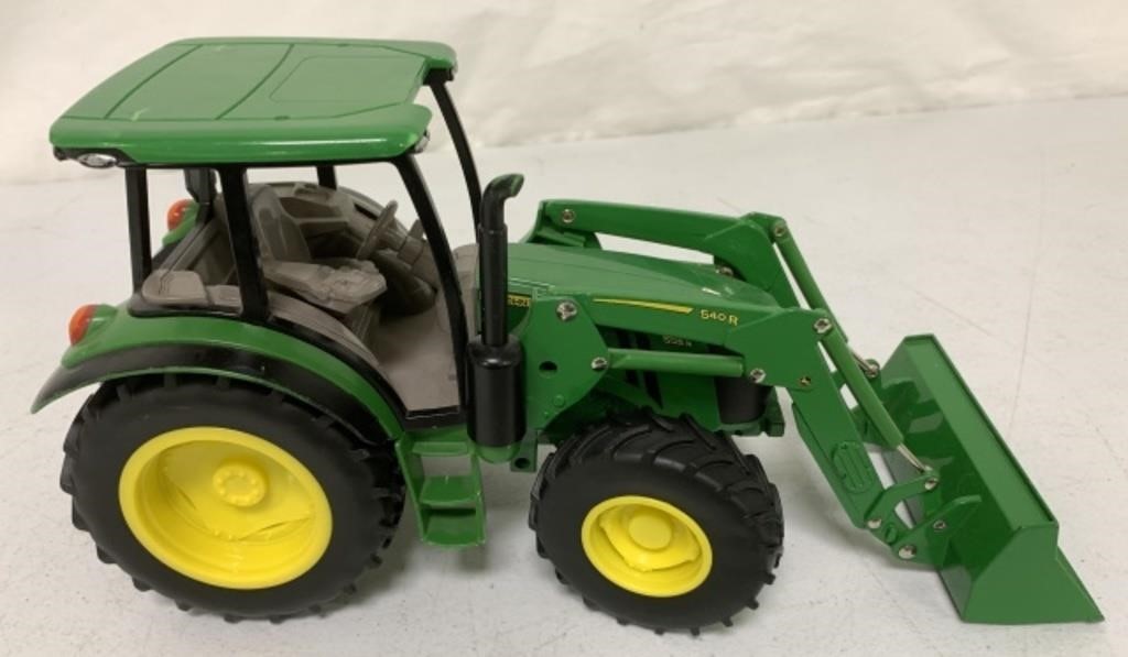 JD 5125R Tractor/540R Loader