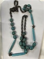 Turquoise type necklace
