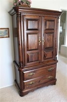 Ethan Allen bedroom armoire