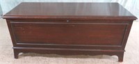 LANE FURNITURE DARK WOOD CEDAR CHEST