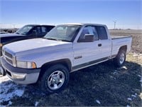 2002 Dodge Ram 2500 quad cab pickup