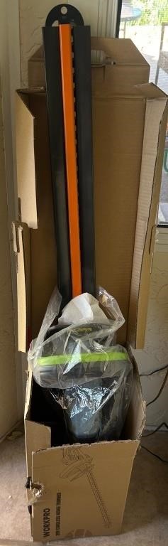 V - WORKPRO CORDLESS HEDGE TRIMMER (P35)