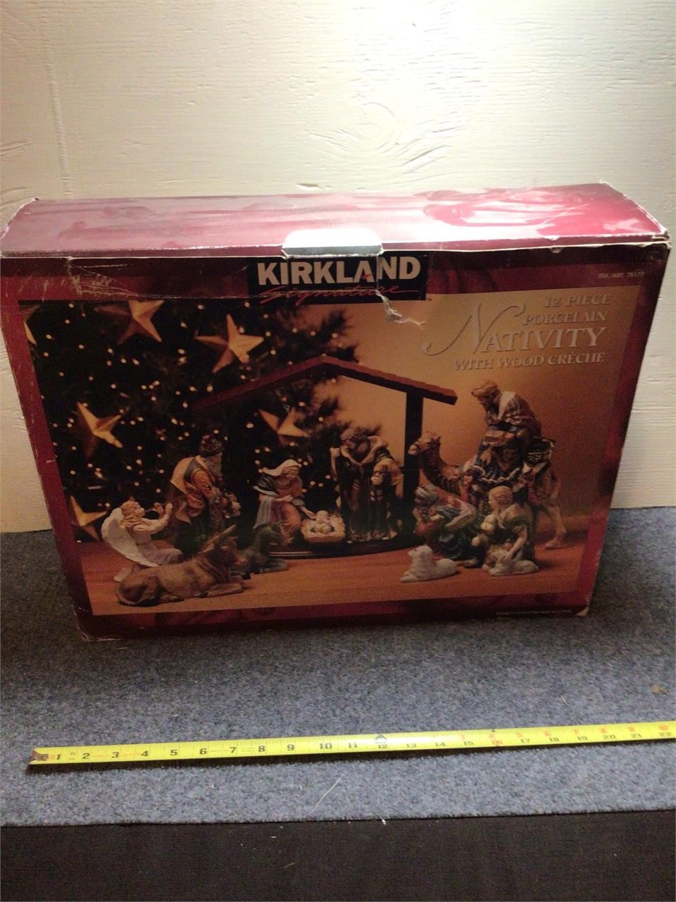 Kirkland, 12 Piece Porcelain Nativity Set