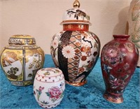 V - LOT OF 3 GINGER JARS & VASE (L22)