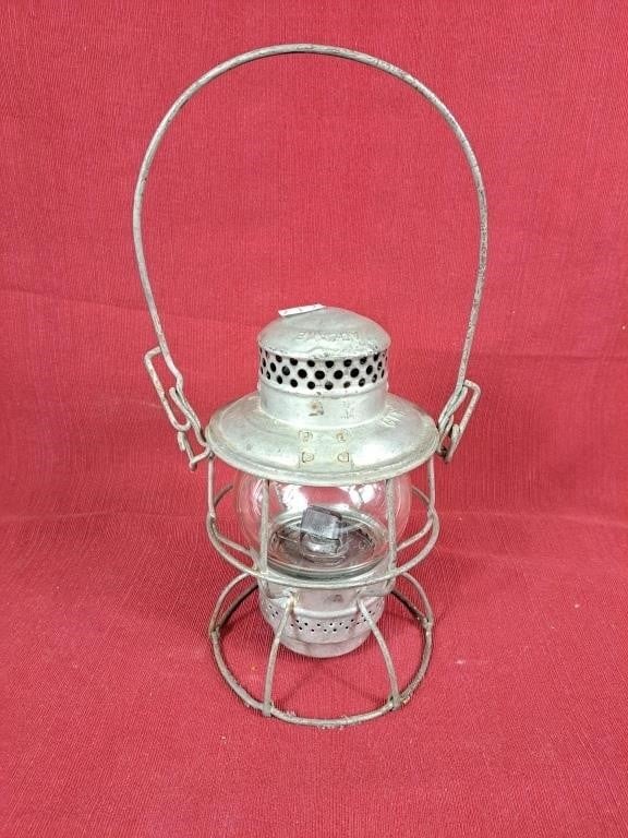 Vintage GTW railroad lantern