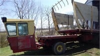 NH 1049 Haypicker 8cyl gas engine