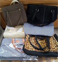 V - LOT OF PURSES & TOTES (M19)