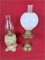 Hurricane lamp with painted lamp