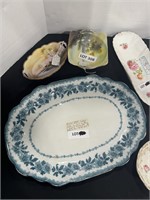 SERVING TRAYS AND PORCELAIN BOWLS