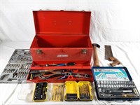 Craftsman tool box with superbrand ratchet socket