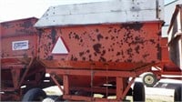 Gravity wagon appr 250 bu w/wood extensions