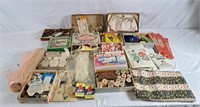 Vintage Sewing lot! Great for crafting! .8o0p