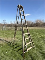 10' WOOD APPLE LADDER