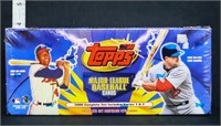 BNIB Topps 2000 baseball card set
