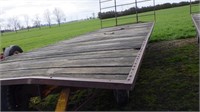 24'x9' flat rack wagon w/wood deck