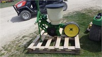 JD 3PH single row planter