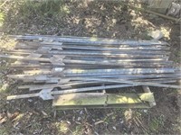 50 HEAVY DUTY METAL T POSTS