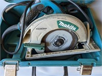 Makita Circular Saw w/ Case(Unknown Working Cond.)