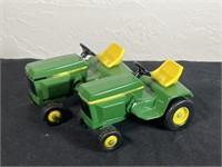 (2) John Deere 1:16 Scale Lawn Tractors