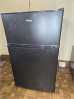 GALANZ DORM ROOM REFRIDGERATOR