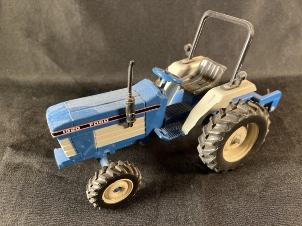 Ford 1920 Toy Tractor
