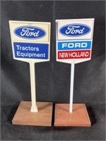 (2) 1:16 Scale EQUIPMENT Signs