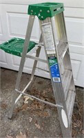 WERNER STEP LADDER 4 FT 225lb LADDER