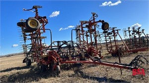 OFFSITE:1996 Bourgault 8800 Airseeder, 40'