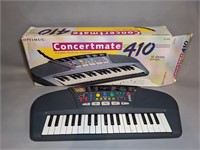 Optimus Concertmate Electric Keyboard