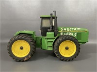 Ertl John Deere 8870 Tractor Toy