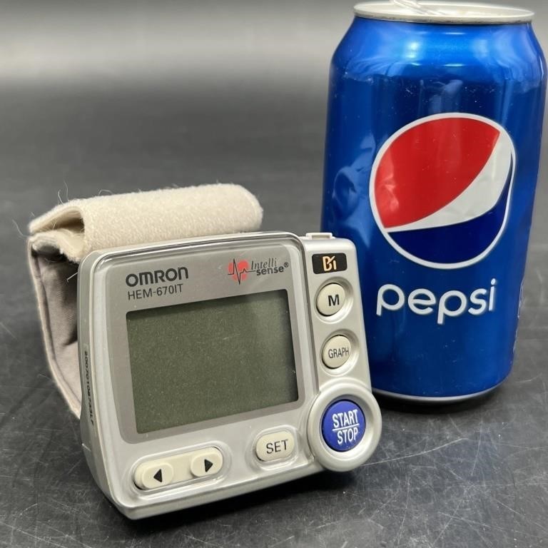 Wrist Blood Pressure Monitor - Omron HEM-6701T