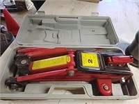 2 Ton Floor Jack in case